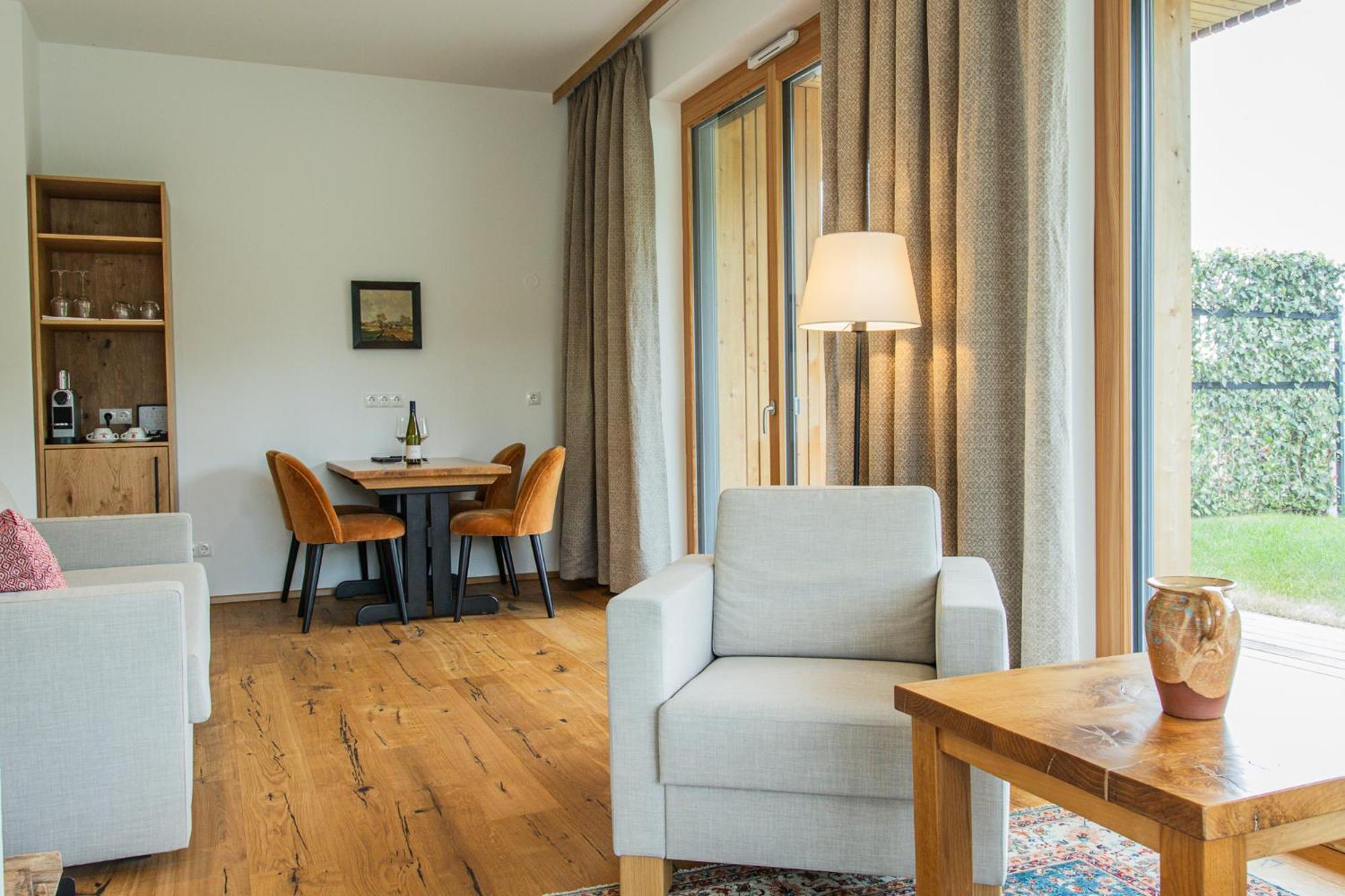Weinhaus Nigl - Hotel, Restaurant Und Spa Senftenberg ภายนอก รูปภาพ